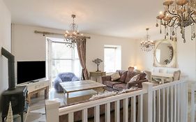 Matlock Maisonette